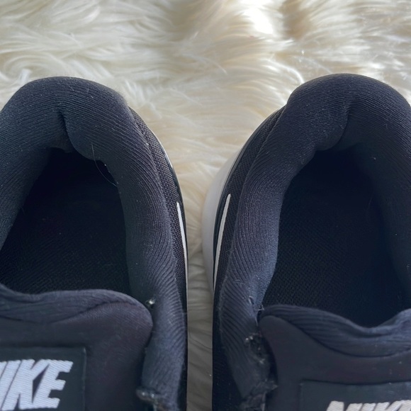 Nike running shoes - Picture 16 of 16